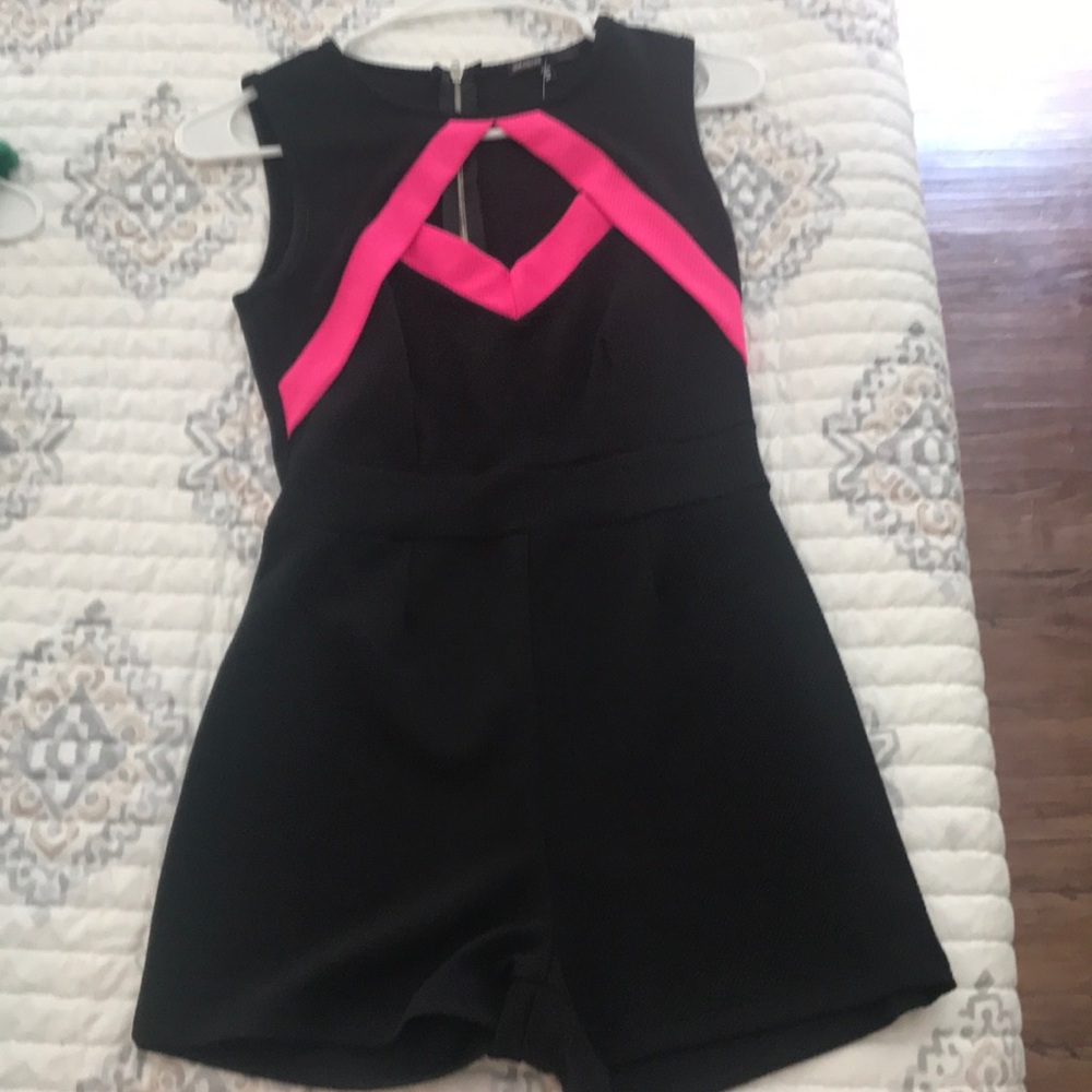 Dress - Picture 4 of 4